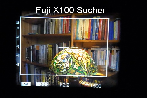 Blick durch den Sucher der Fuji X100 fujix100sucher Von der Leica zur Ricoh